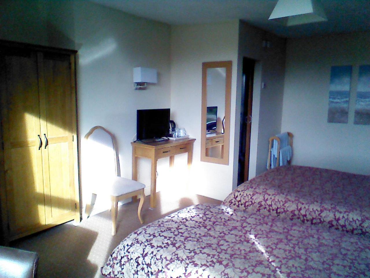Mountbatten Hotel Plymouth Bagian luar foto