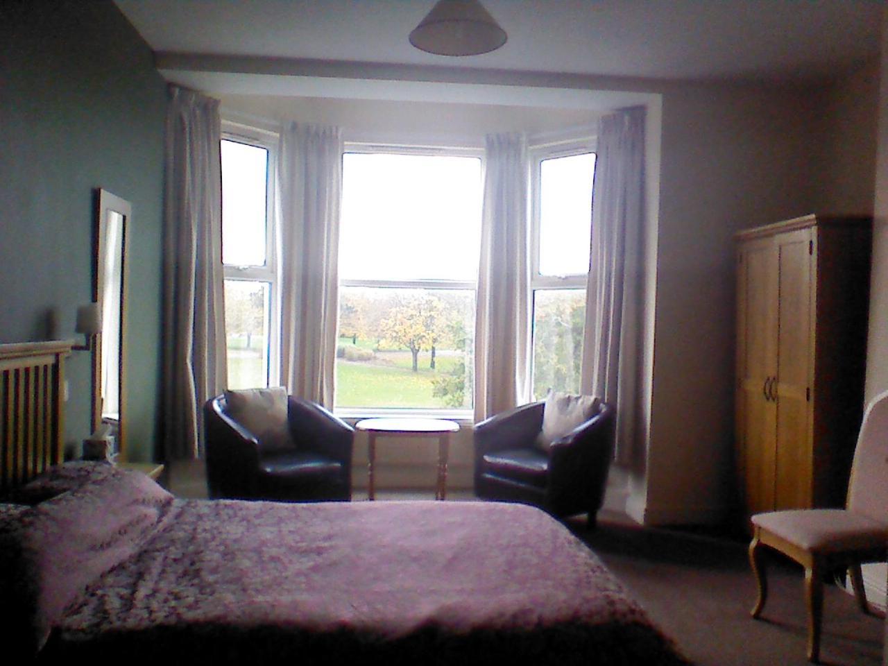 Mountbatten Hotel Plymouth Bagian luar foto